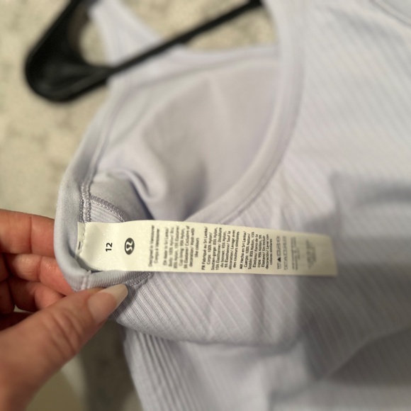 Size 12 Lululemon E2 Street tank - Picture 4 of 4